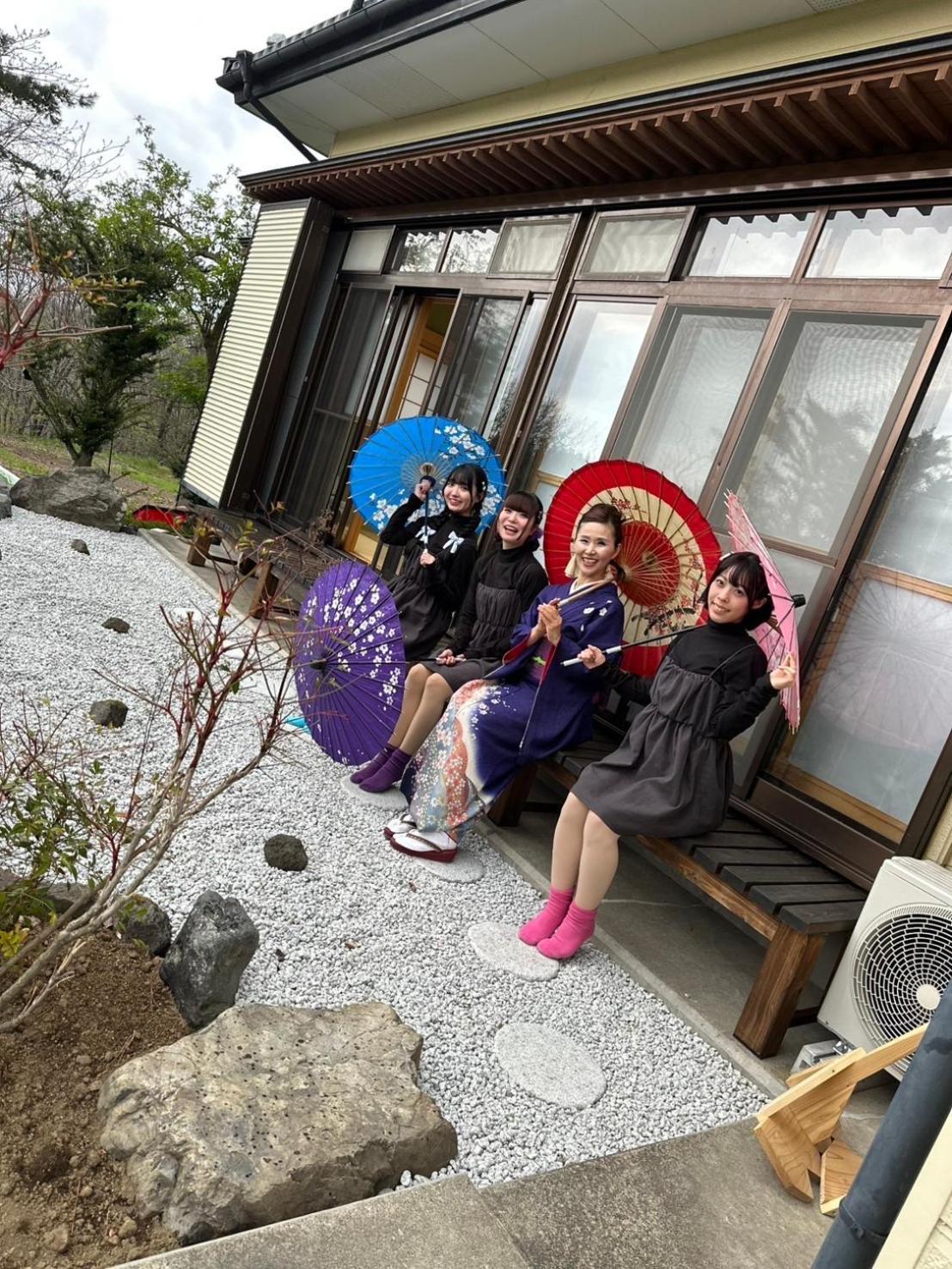 青森伝統芸能を楽しめる繭子の宿 八户市 外观 照片